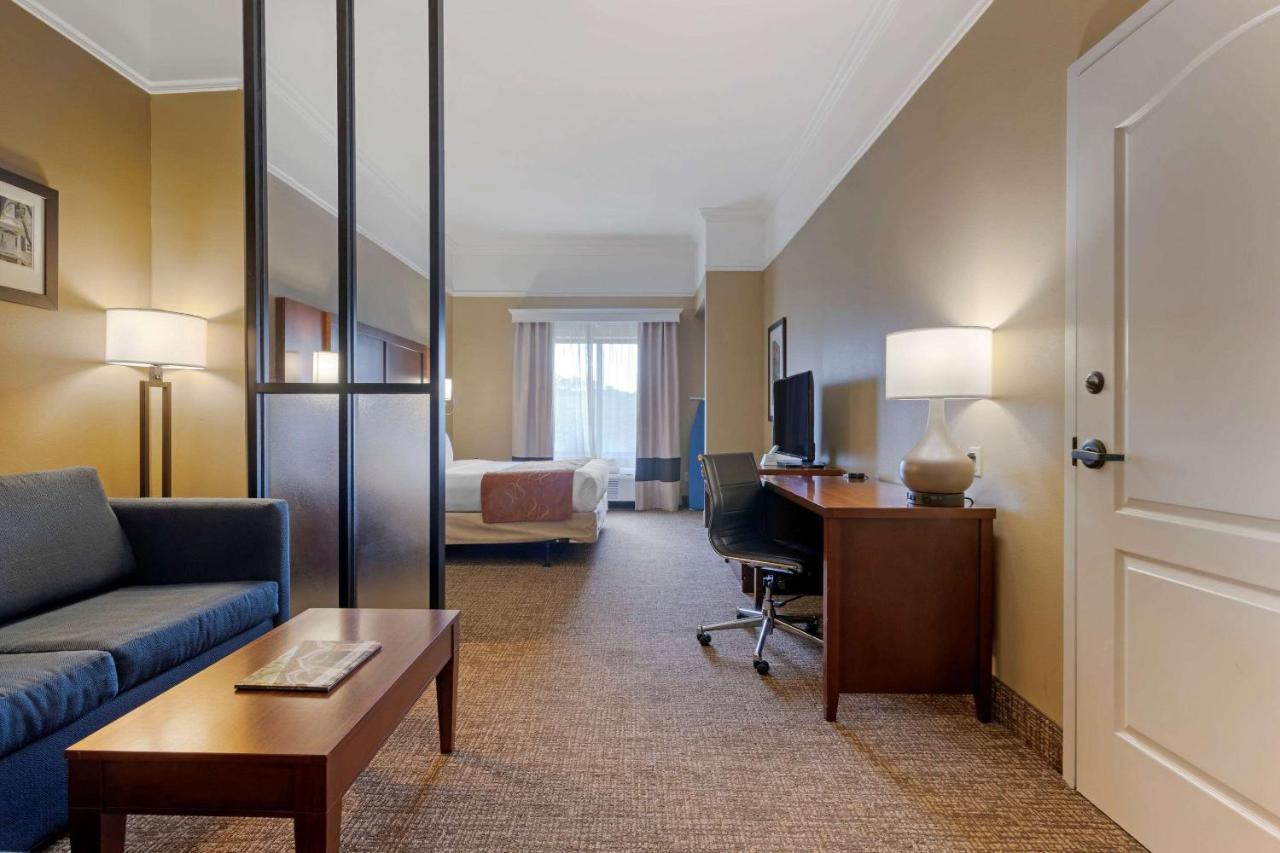 Comfort Suites Savannah North Port Wentworth Εξωτερικό φωτογραφία
