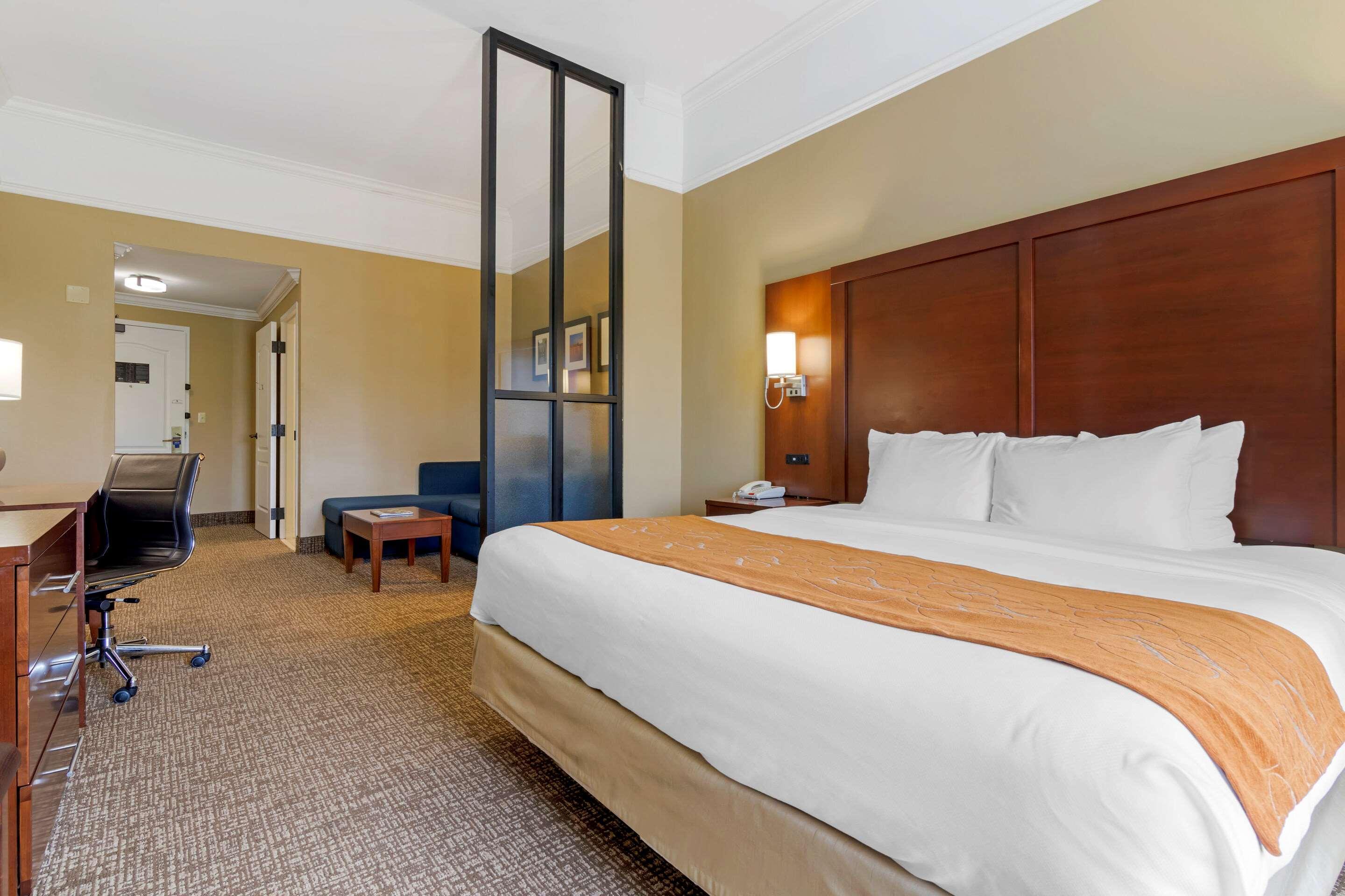 Comfort Suites Savannah North Port Wentworth Εξωτερικό φωτογραφία