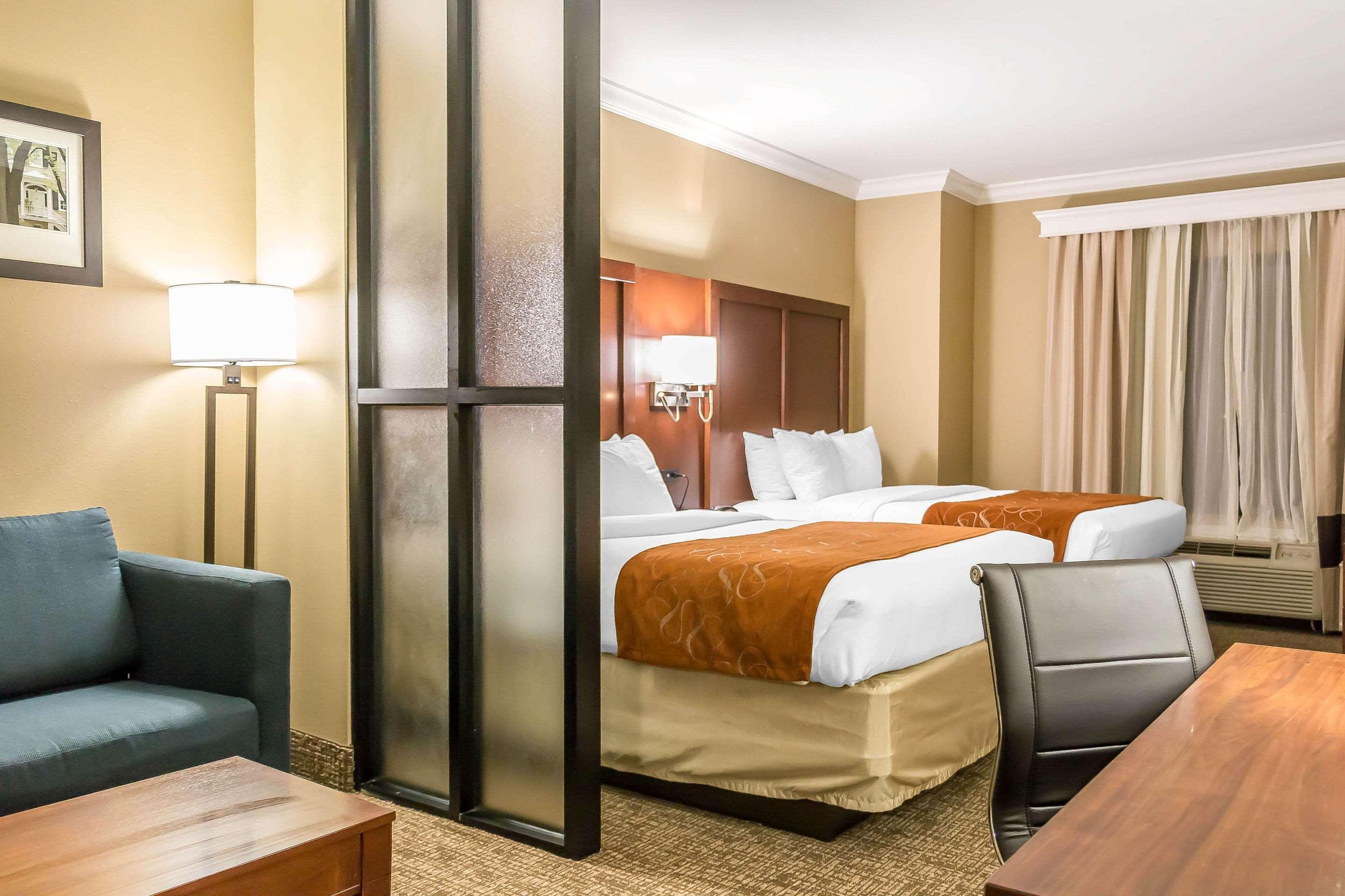 Comfort Suites Savannah North Port Wentworth Εξωτερικό φωτογραφία