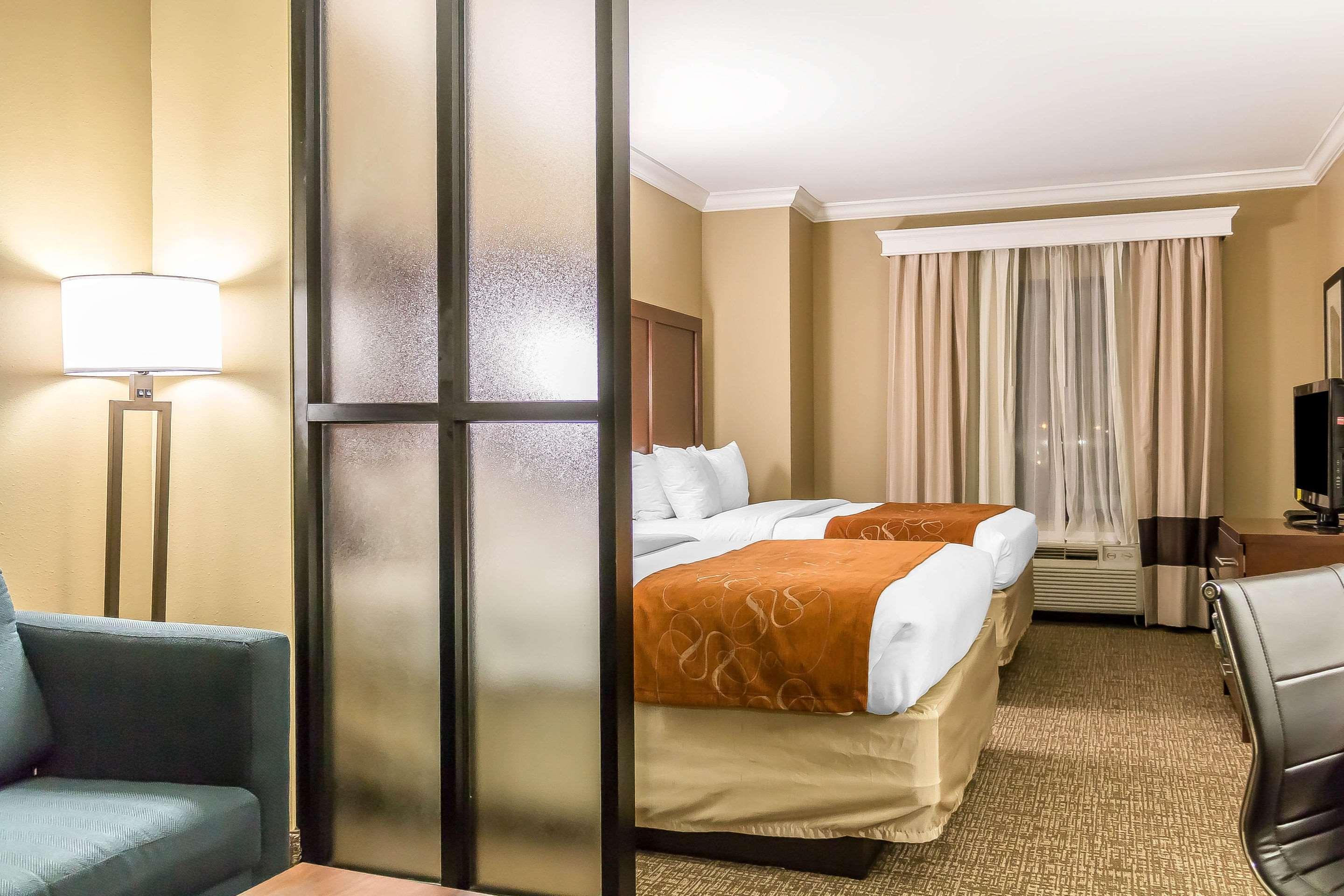 Comfort Suites Savannah North Port Wentworth Εξωτερικό φωτογραφία
