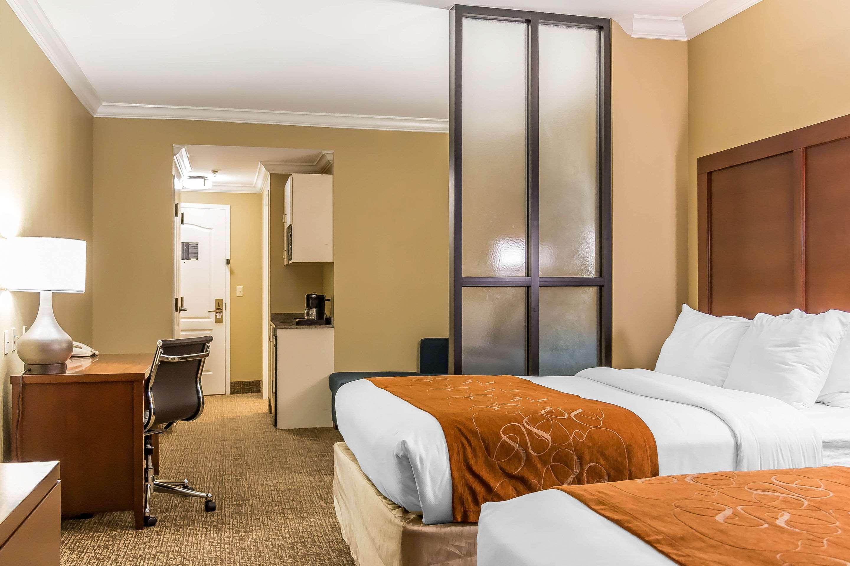 Comfort Suites Savannah North Port Wentworth Εξωτερικό φωτογραφία