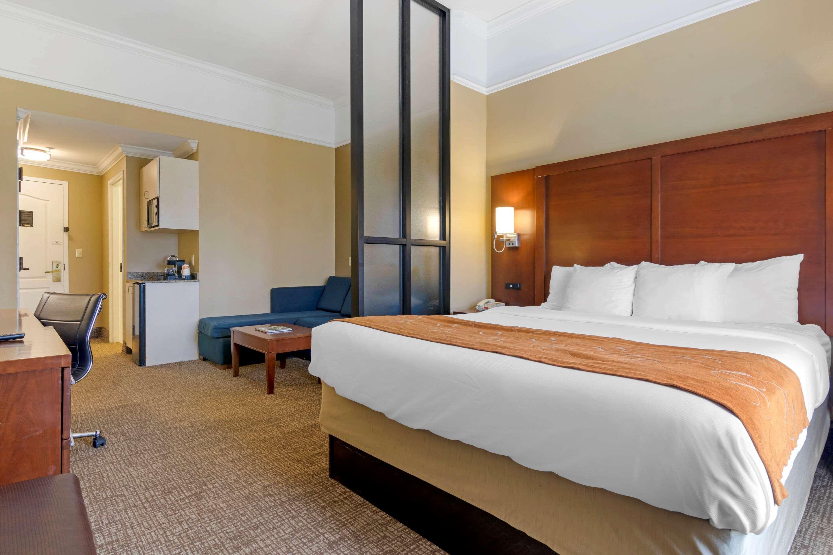 Comfort Suites Savannah North Port Wentworth Εξωτερικό φωτογραφία