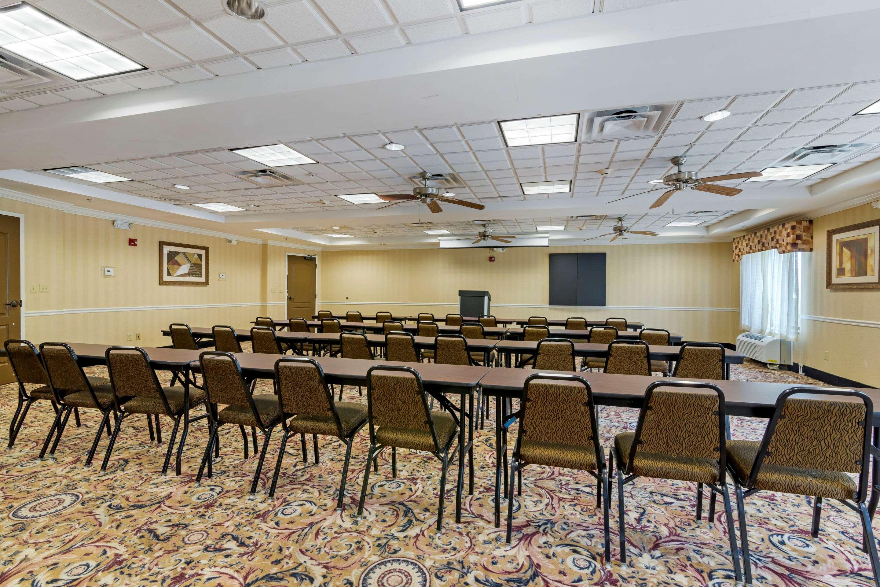 Comfort Suites Savannah North Port Wentworth Εξωτερικό φωτογραφία